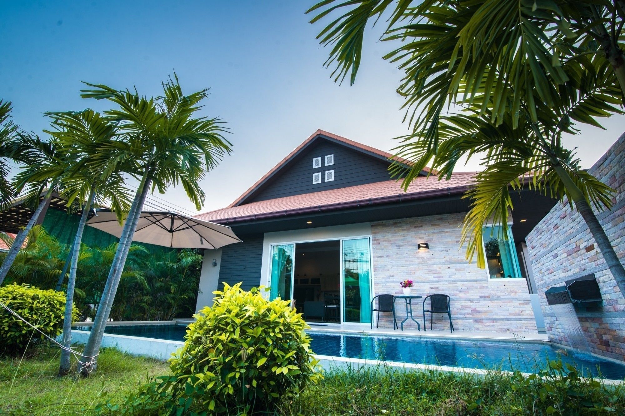 The Ville Deluxe Modern Pool Villa Pattaya Exterior photo
